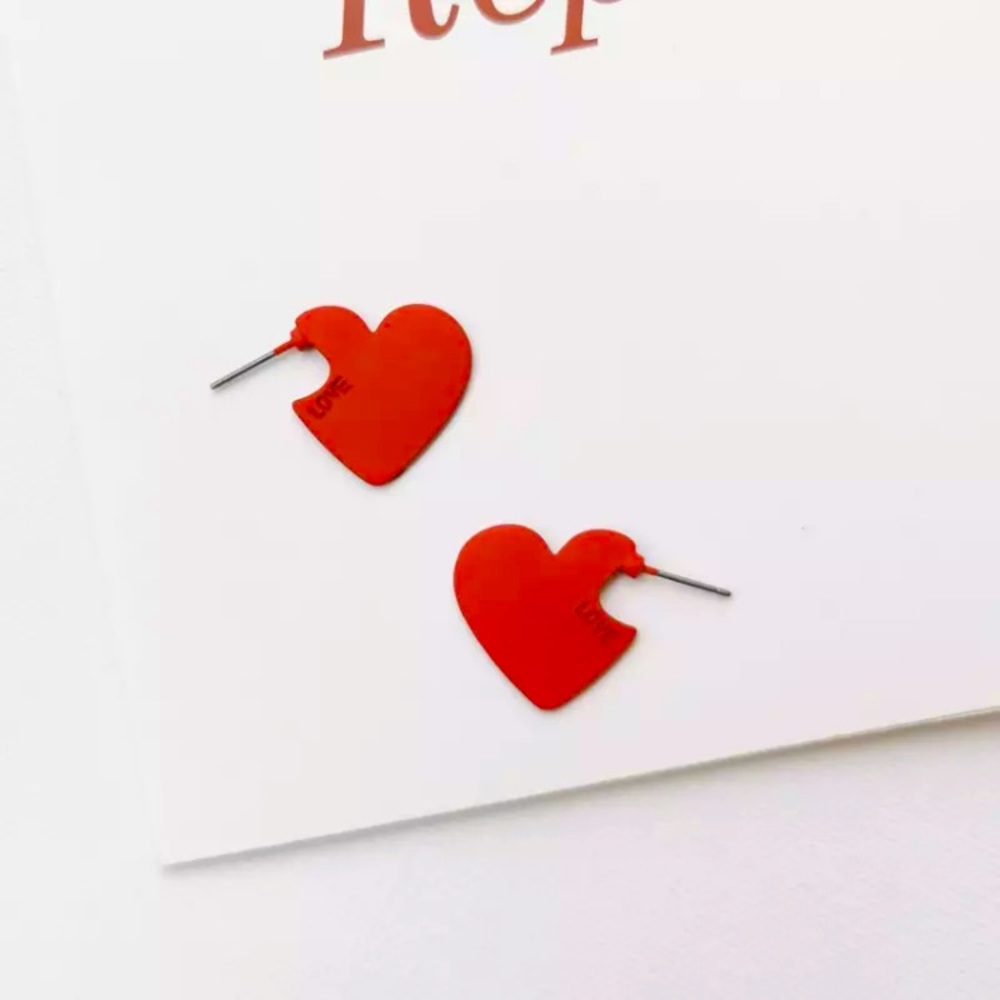 “Hopeful Romantic” Heart Cutout Love Stud Earrings - Picture 4 of 9